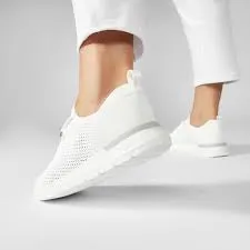 UGG Women Tay Knit Triple White Mesh Walking Shoes size 12 M